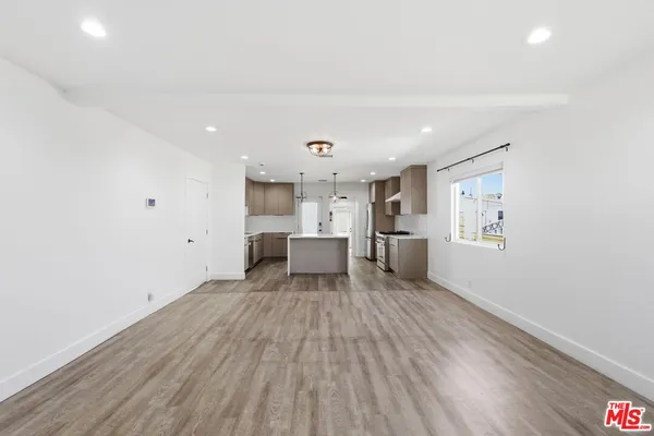 $5,299 | 6415 Madden Avenue, Los Angeles, CA 90043