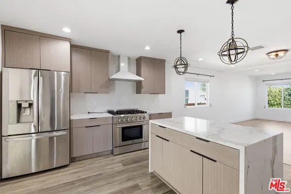 $5,299 | 6415 Madden Avenue, Los Angeles, CA 90043