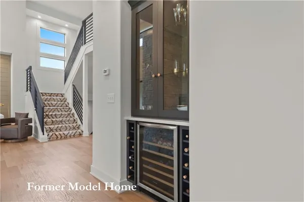 $859,911 | 2517 Northeast Woodland Court, Lee's Summit, MO 64086