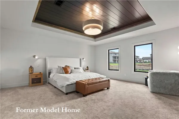 $859,911 | 2517 Northeast Woodland Court, Lee's Summit, MO 64086