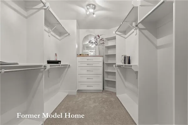$859,911 | 2517 Northeast Woodland Court, Lee's Summit, MO 64086
