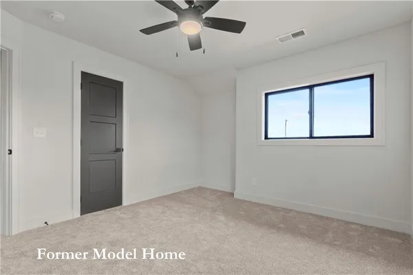 $859,911 | 2517 Northeast Woodland Court, Lee's Summit, MO 64086