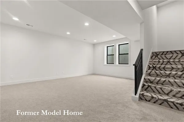 $859,911 | 2517 Northeast Woodland Court, Lee's Summit, MO 64086