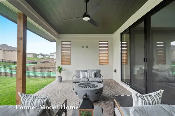 $859,911 | 2517 Northeast Woodland Court, Lee's Summit, MO 64086