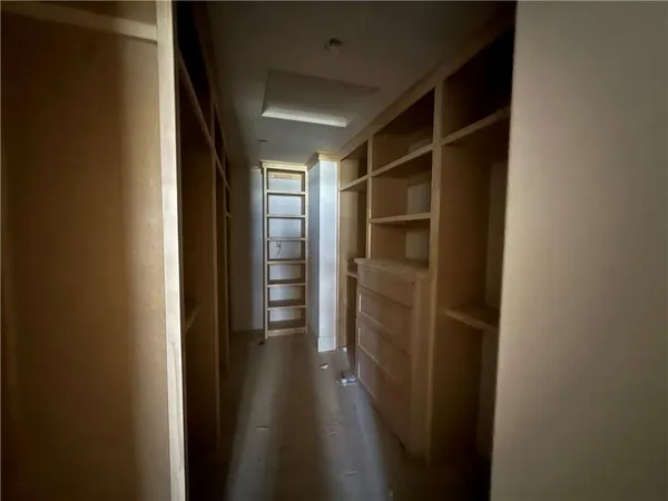 $859,911 | 2517 Northeast Woodland Court, Lee's Summit, MO 64086