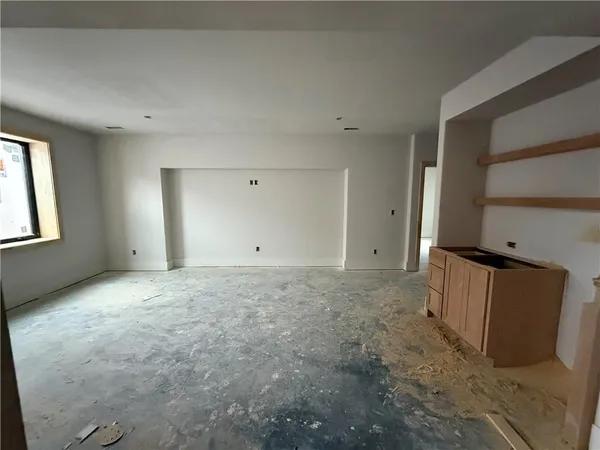 $859,911 | 2517 Northeast Woodland Court, Lee's Summit, MO 64086