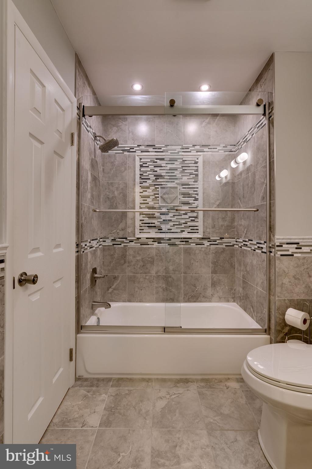 22 Muirfield Drive Reading, PA 19607 - Photo 5 of 34 Gallery Image 5