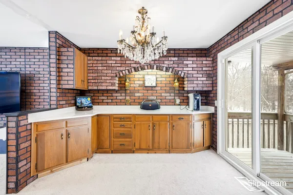 $276,500 | 1706 Autumn Lane, Lansing, MI 48912