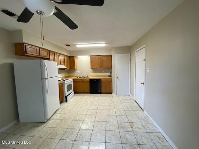 2005 Switzer Road Gulfport, MS 39507 - Photo 2 of 10 IMG_0916