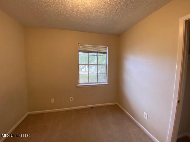 2005 Switzer Road Gulfport, MS 39507 - Photo 5 of 10 IMG_0919