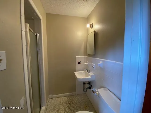 $1,350 | 2005 Switzer Road, Gulfport, MS 39507