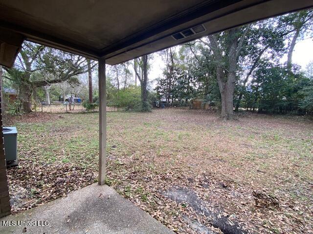 2005 Switzer Road Gulfport, MS 39507 - Photo 10 of 10 IMG_0925