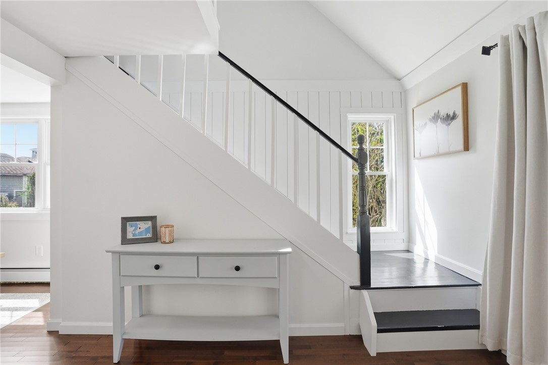 8 Emery Road Warren, RI 02885 - Photo 9 of 24