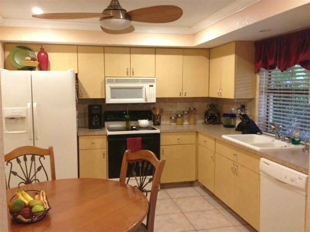 22639 Southwest 8th Court Boca Raton, FL 33433 - Photo 3 of 14 14494787-3