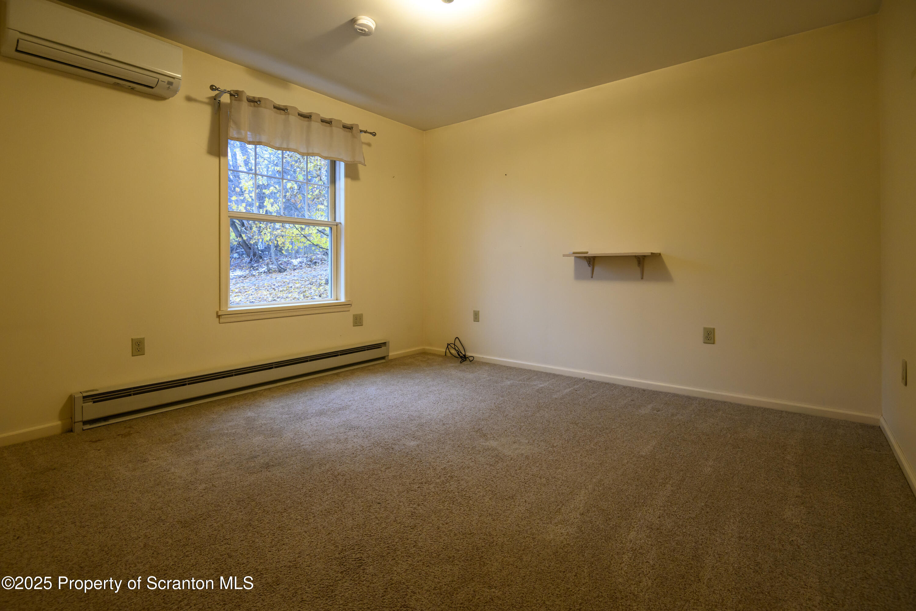 159 Vail Road Factoryville, PA 18419 - Photo 13 of 31 a view of an empty room
