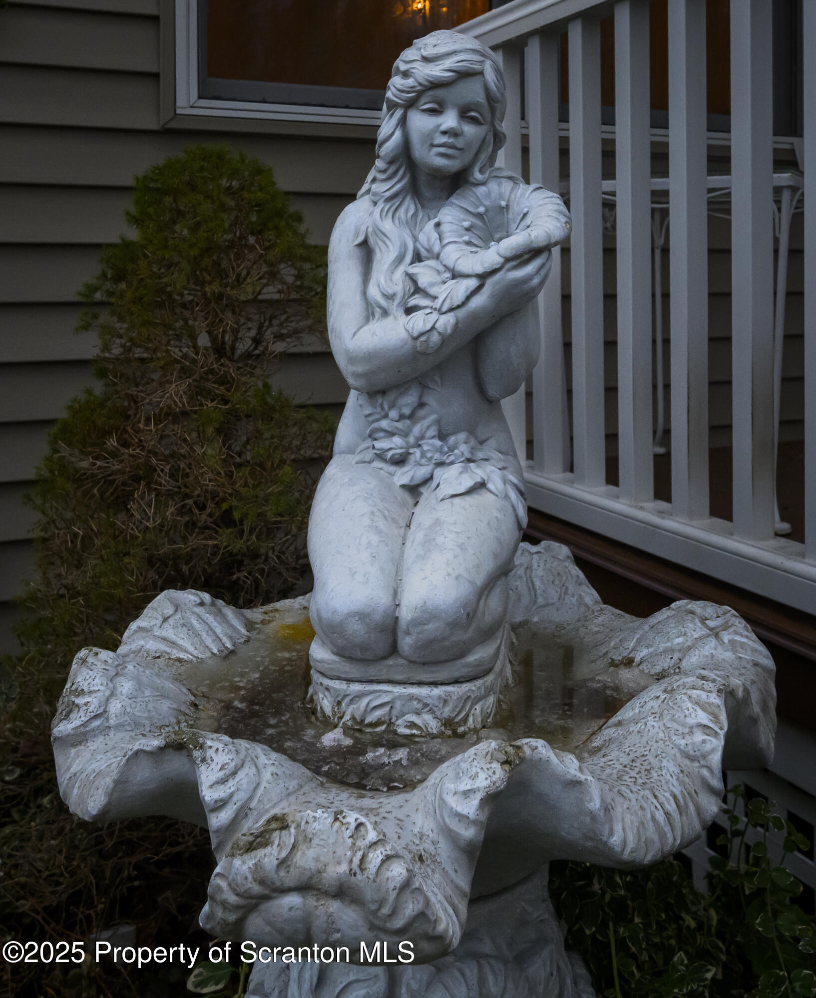 159 Vail Road Factoryville, PA 18419 - Photo 31 of 31 a view of a couches in the patio
