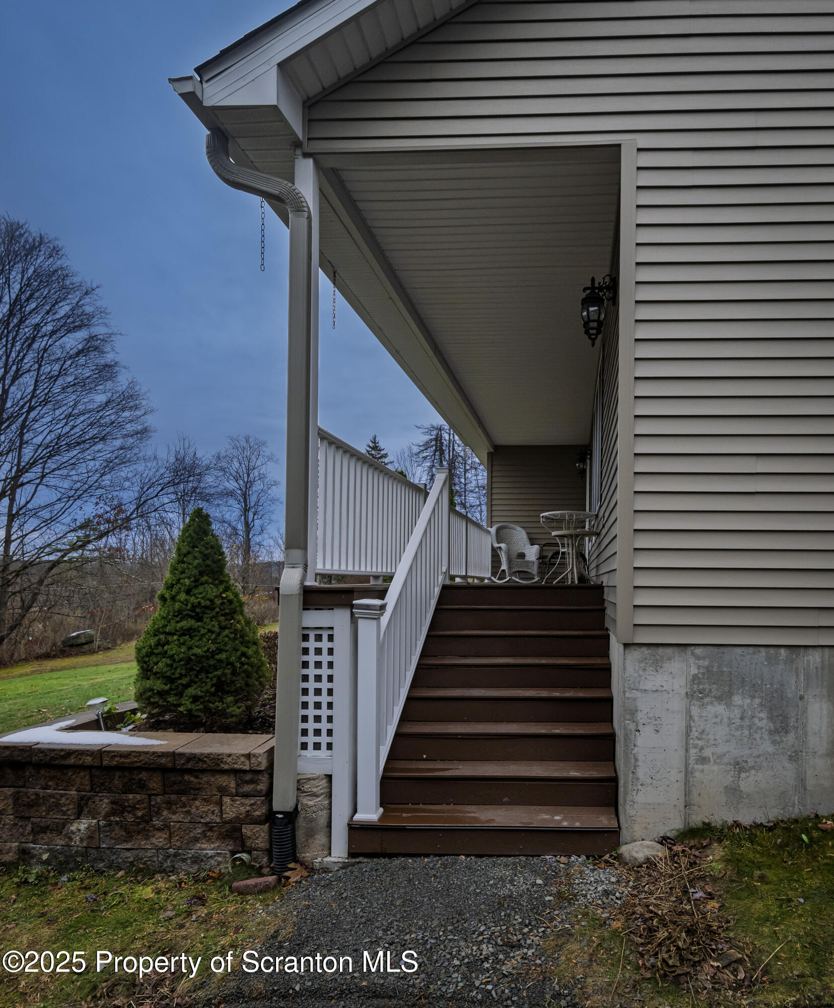 159 Vail Road Factoryville, PA 18419 - Photo 5 of 31 a view of entryway