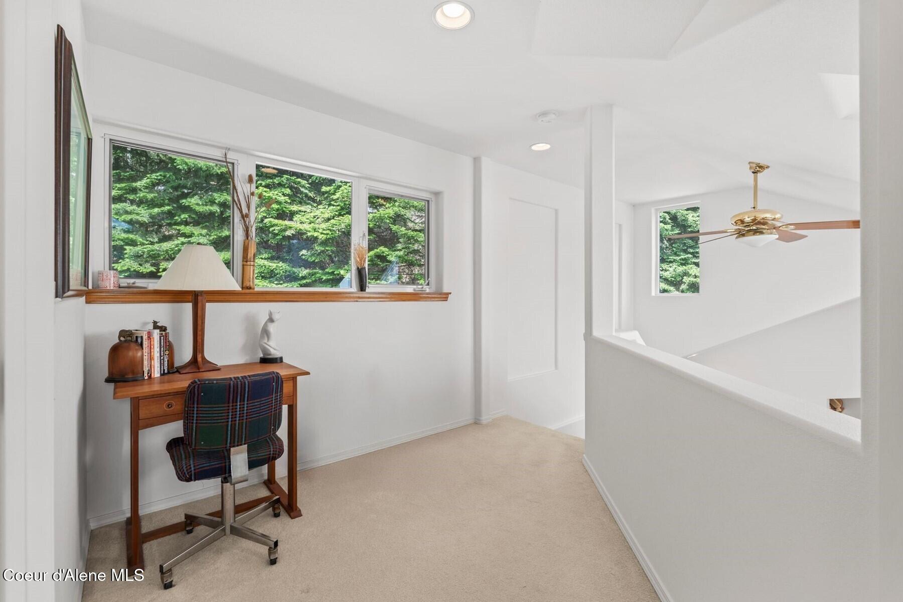 38 South Quail Run Sandpoint, ID 83864 - Photo 20 of 53 Upper landing