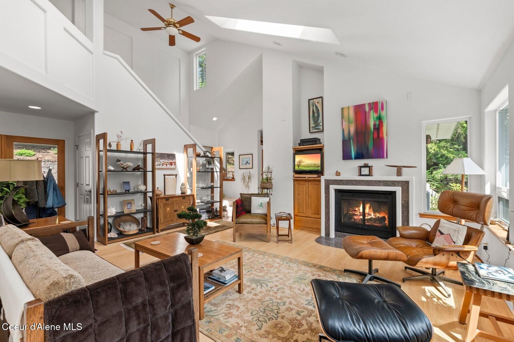 38 South Quail Run Sandpoint, ID 83864 - Photo 5 of 53 Cozy Gas Fireplace