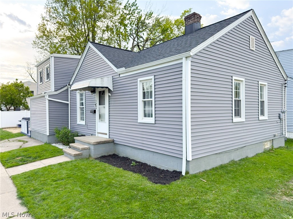 1664 Douglas Road Wickliffe, OH 44092 - Photo 2 of 16