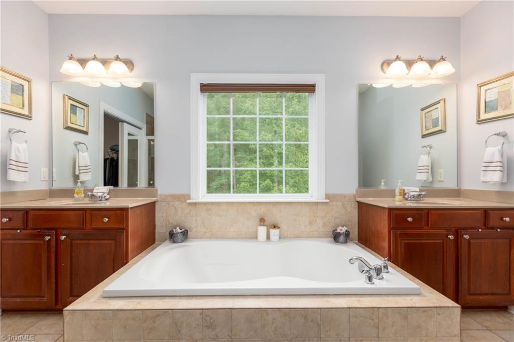 8612 Yvonne Court Oak Ridge, NC 27310 - Photo 38 of 44