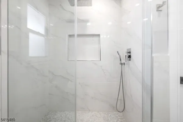 $6,200 | 475 Cedar Lane, Paramus, NJ 07652