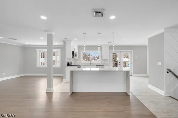 $6,200 | 475 Cedar Lane, Paramus, NJ 07652