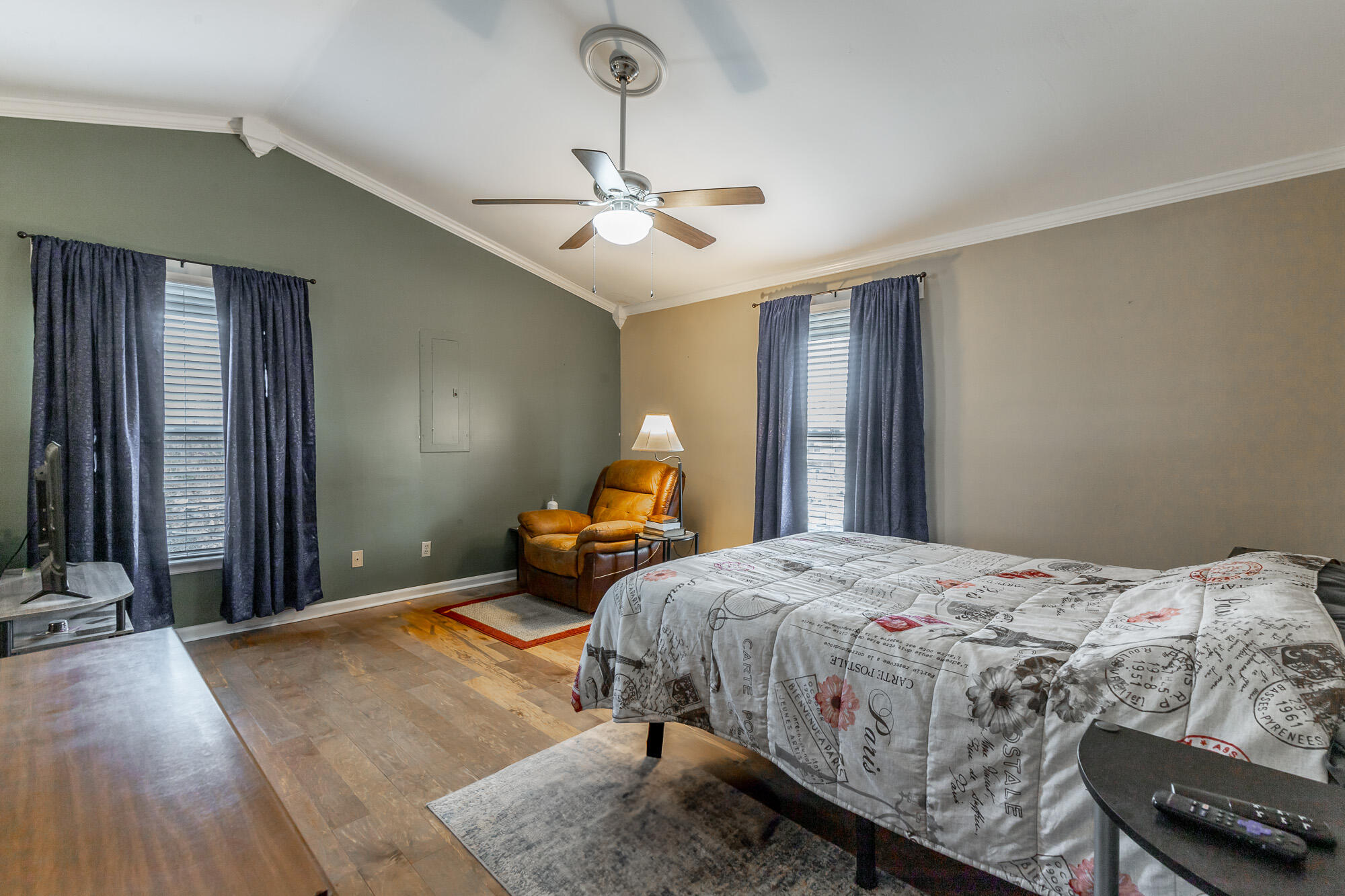 8031 Standifer Gap Road Chattanooga, TN 37421 - Photo 22 of 39 Primary bedroom