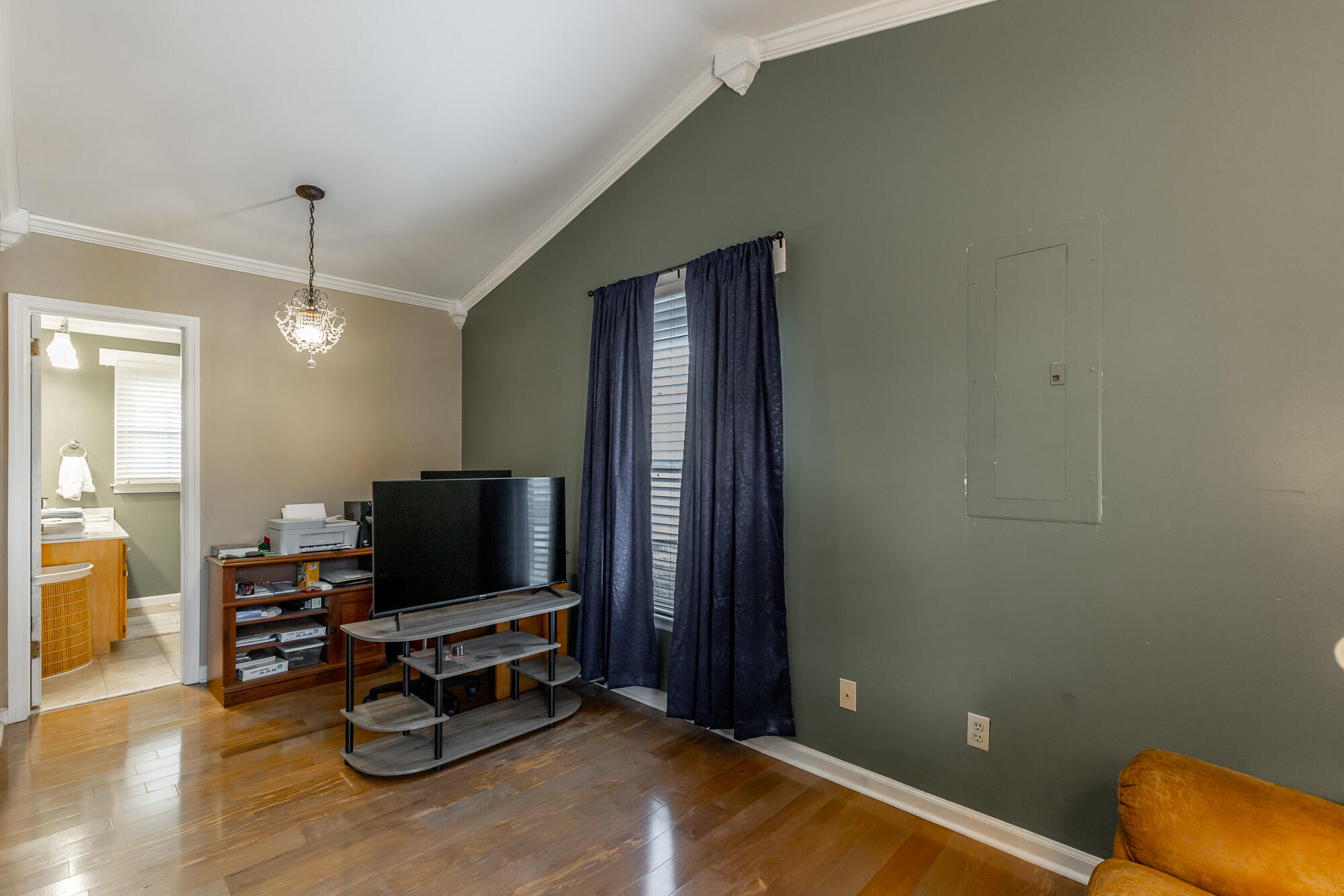 8031 Standifer Gap Road Chattanooga, TN 37421 - Photo 24 of 39 Primary bedroom