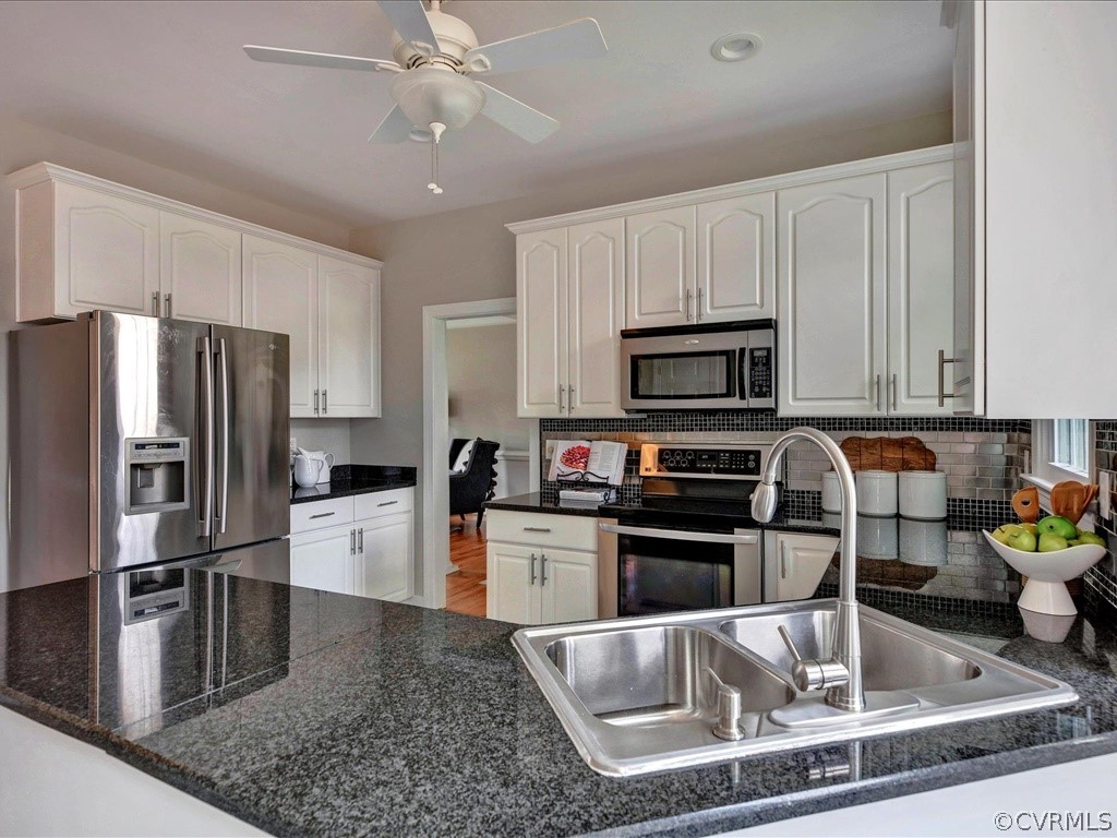 2561 Dunham Road Henrico, VA 23233 - Photo 10 of 31 Gallery Image 10