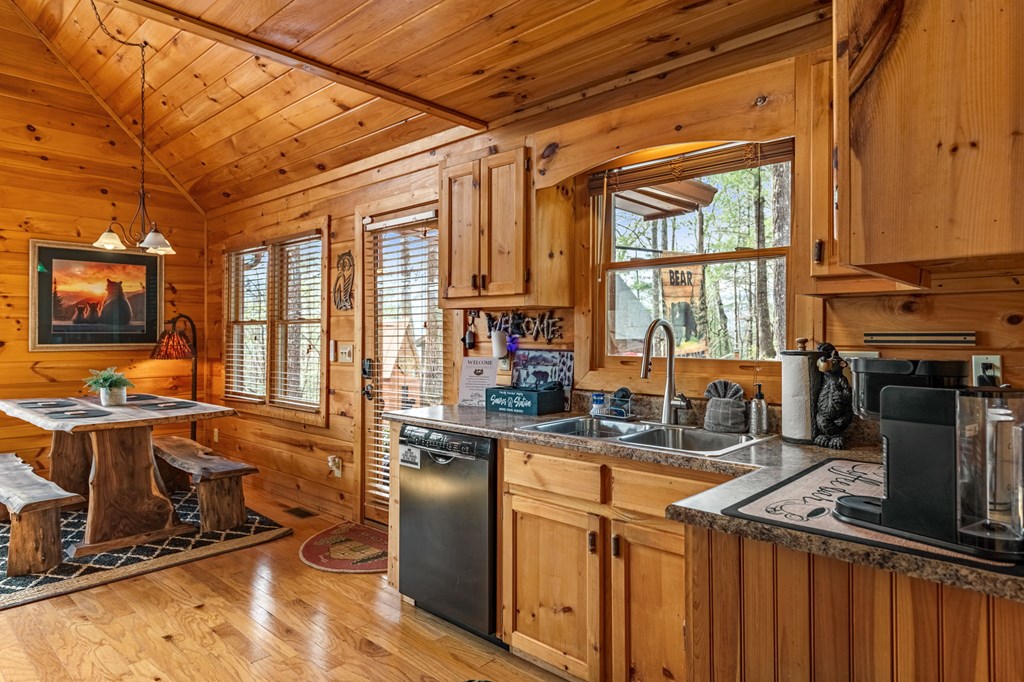 9 Dean Court Blue Ridge, GA 30513 - Photo 37 of 82