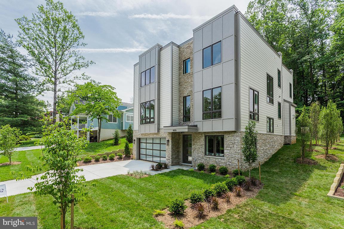 Extraordinary design - elevator home