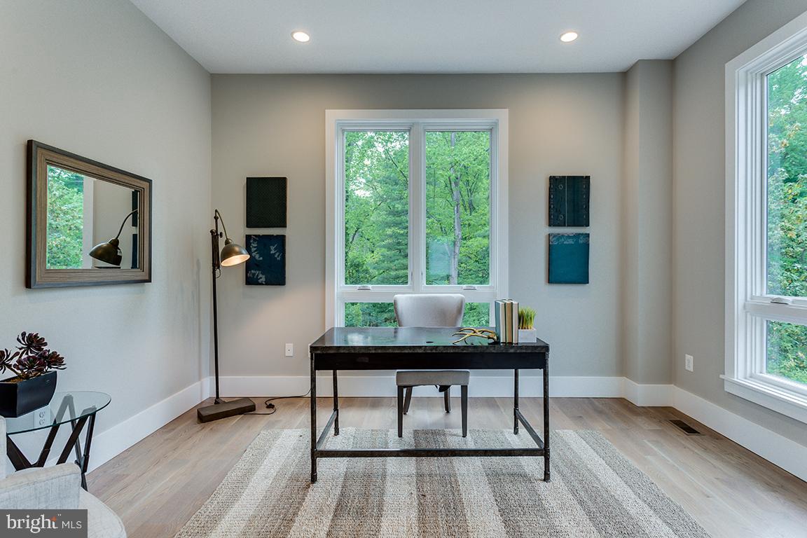 8826 Ridge Road Bethesda, MD 20817 - Photo 11 of 45 Tree house feel in home office