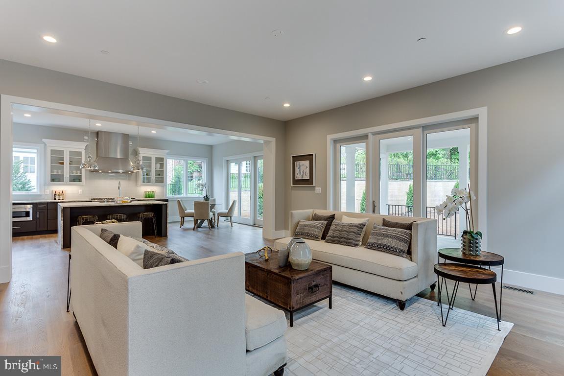 8826 Ridge Road Bethesda, MD 20817 - Photo 22 of 45 Light-filled and open Family Room