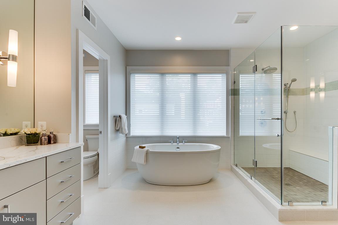 8826 Ridge Road Bethesda, MD 20817 - Photo 29 of 45 Luxurious Master Bath w Double Vanity