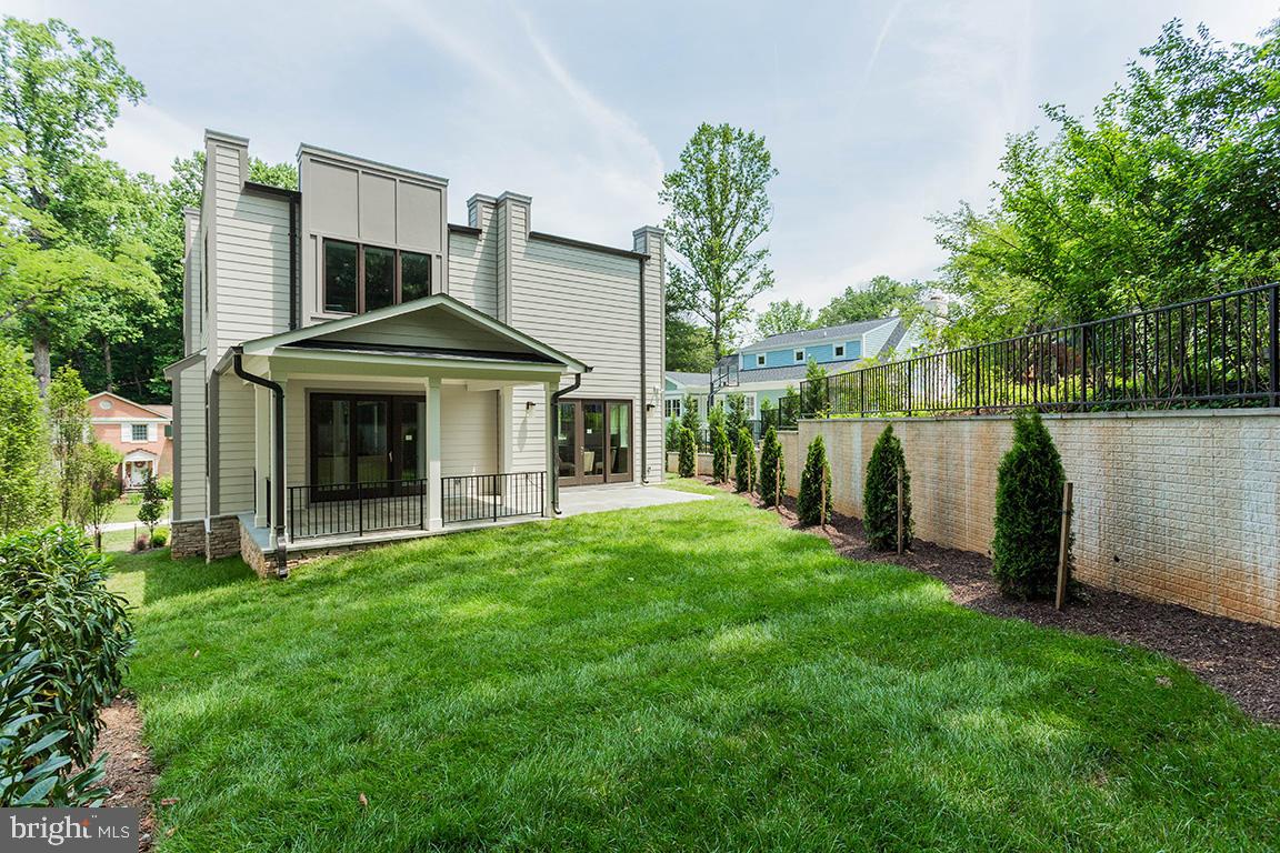 8826 Ridge Road Bethesda, MD 20817 - Photo 41 of 45 Back yard and patio