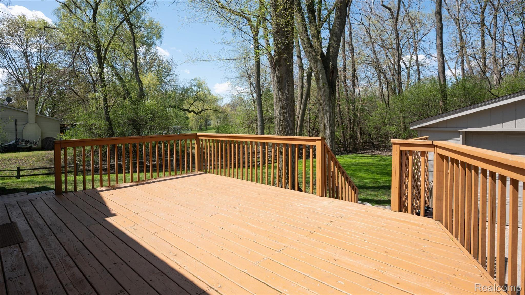 3317 McClure Road Troy, MI 48084 - Photo 43 of 50 009_48 - Copy.jpg