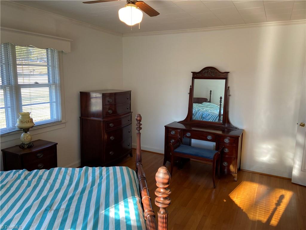 930 North Franklin Road Mount Airy, NC 27030 - Photo 27 of 33 Gallery Image 27
