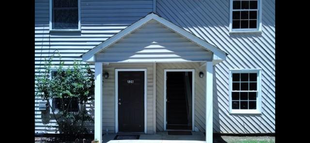 522 Jackson Street Rockmart, GA 30153 - Photo 8 of 27 front view of a house with a porch