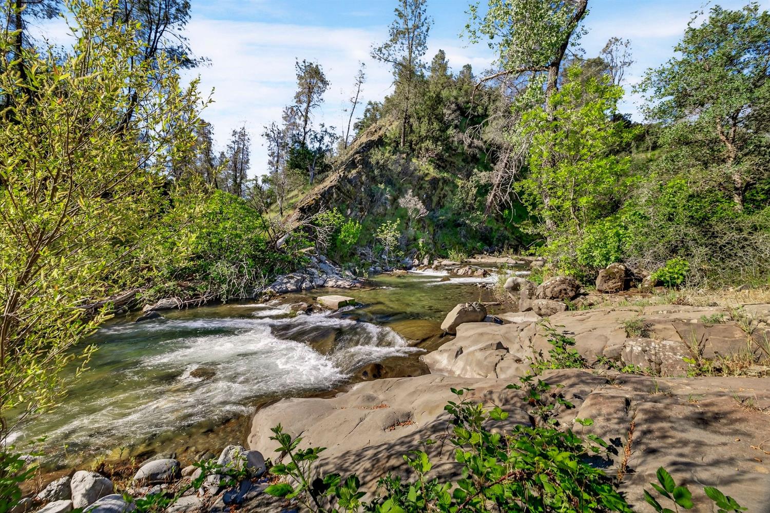 5595 Dream Valley Road Red Bluff, CA 96080 - Photo 7 of 22 Gallery Image 7