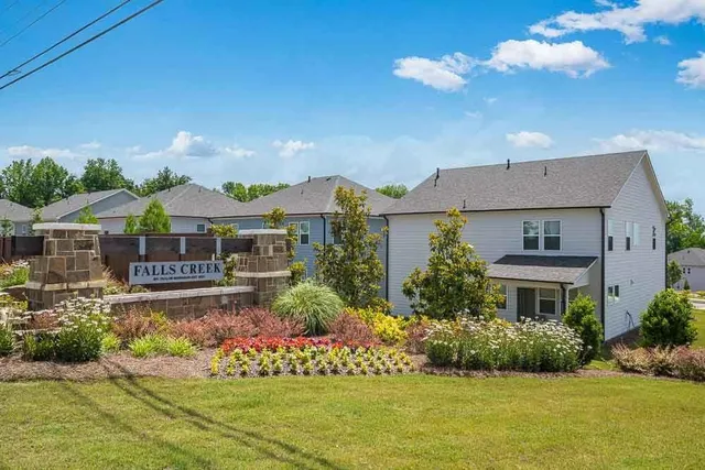 a view of a big room with lounge chair