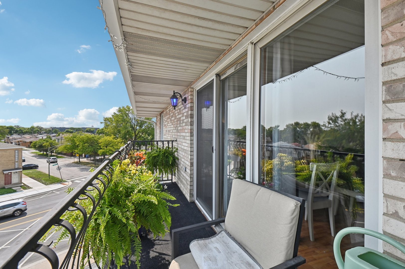 6264 South Gullikson Road, Unit 4B Chicago, IL 60638 - Photo 18 of 22 Gallery Image 18