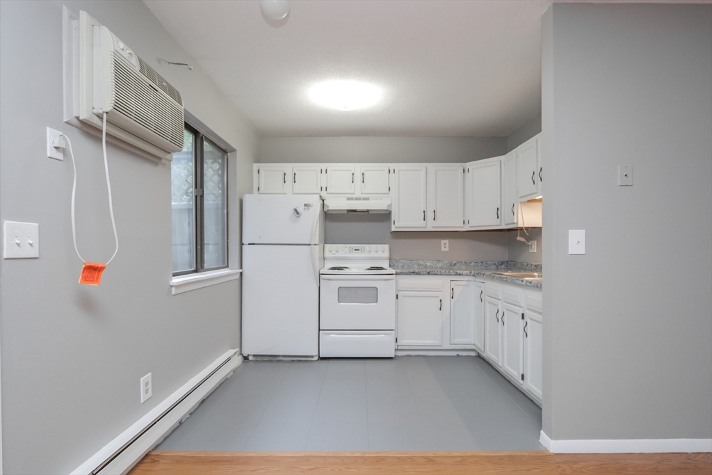 170 East Hadley Road, Unit 13 Amherst, MA 01002 - Photo 12 of 38