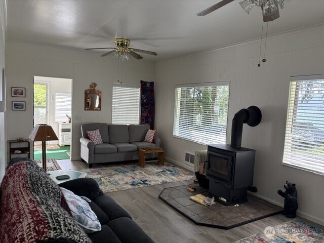 416 South Shore Road Quinault, WA 98575 - Photo 4 of 15