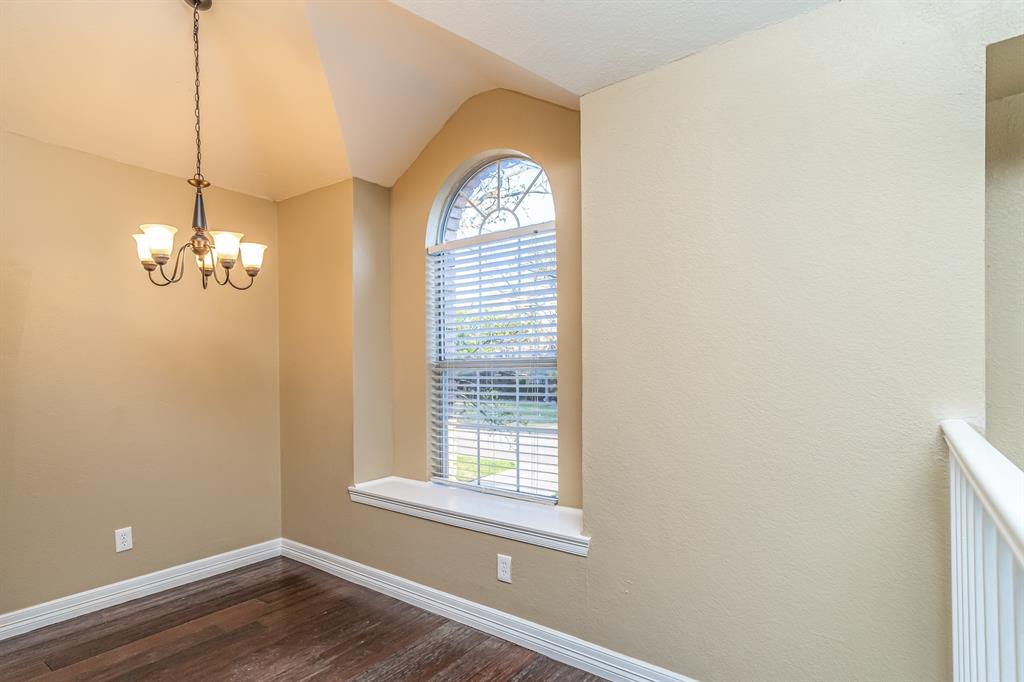 1313 Deer Trail Denton, TX 76205 - Photo 4 of 15
