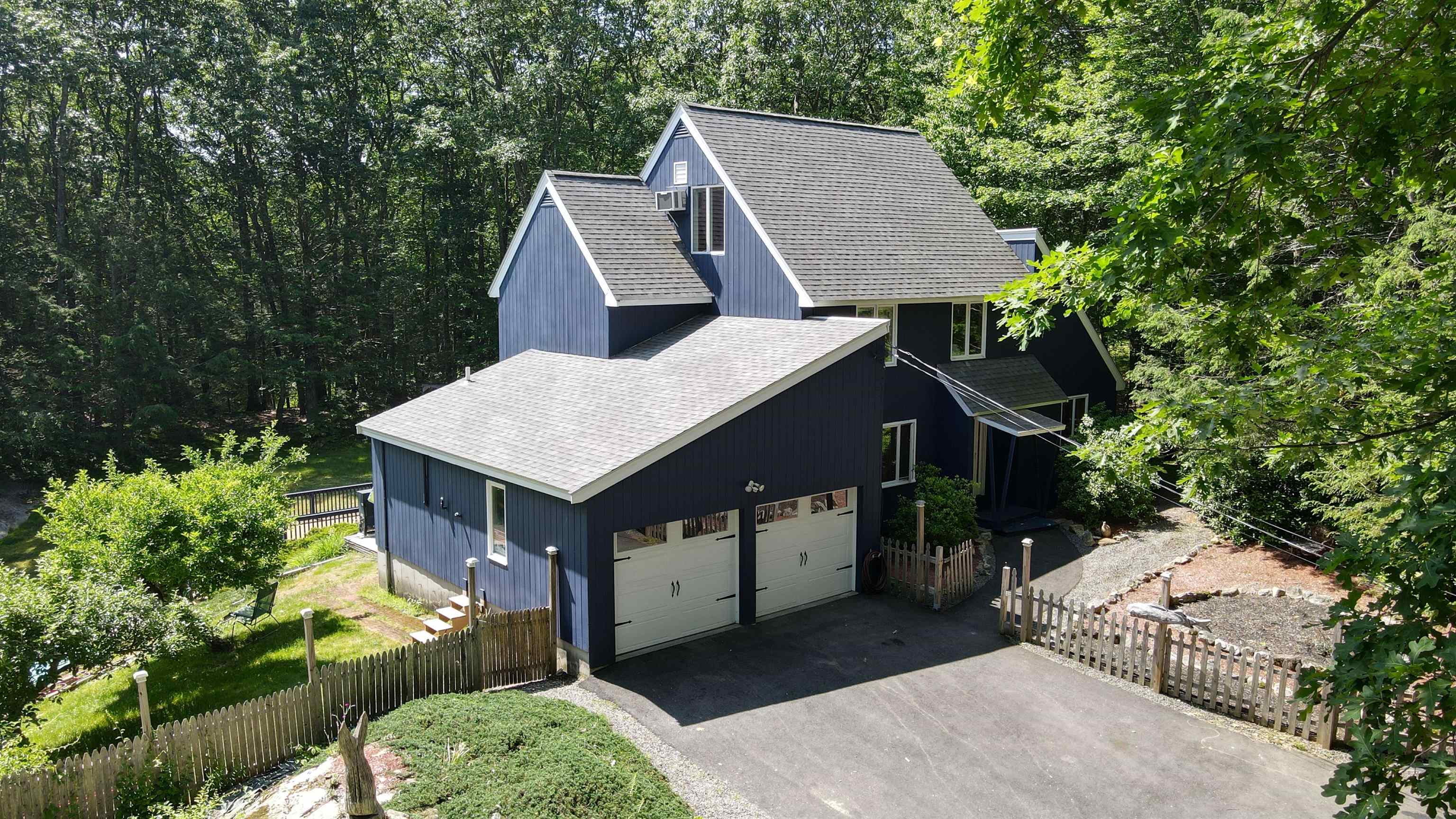 34 Laura Lane Hampstead, NH 03841 - Photo 2 of 33