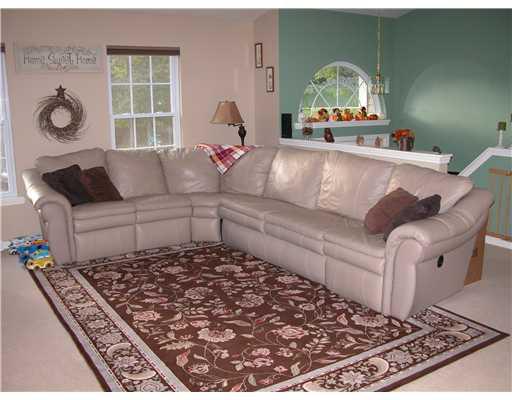 247 Kriess Road Butler, PA 16001 - Photo 2 of 18 Living Room.
