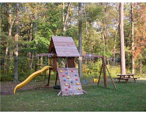 247 Kriess Road Butler, PA 16001 - Photo 6 of 18 Yard/Garden.