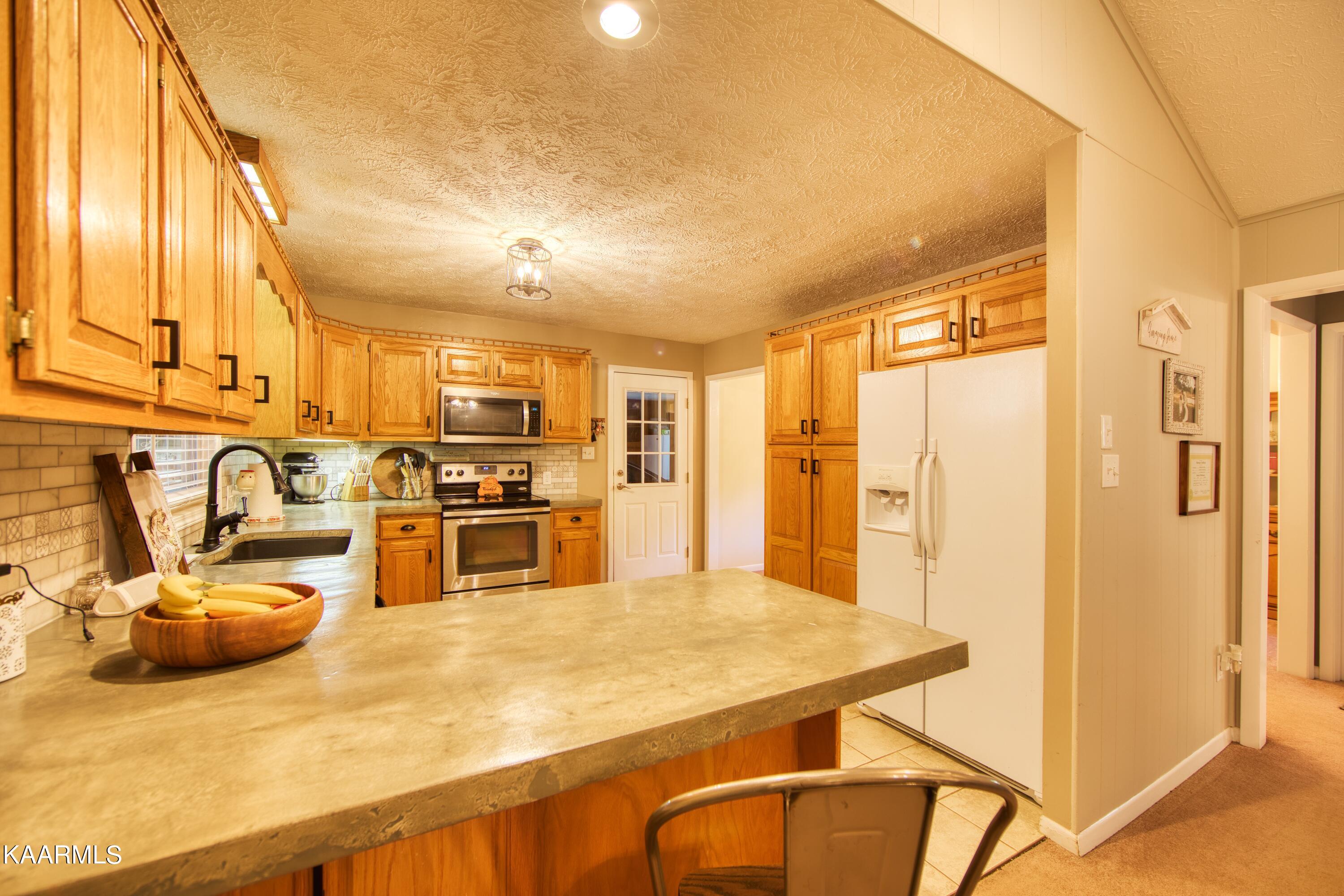 1205 Model Farm Road Jamestown, TN 38556 - Photo 7 of 23 EK3A2648