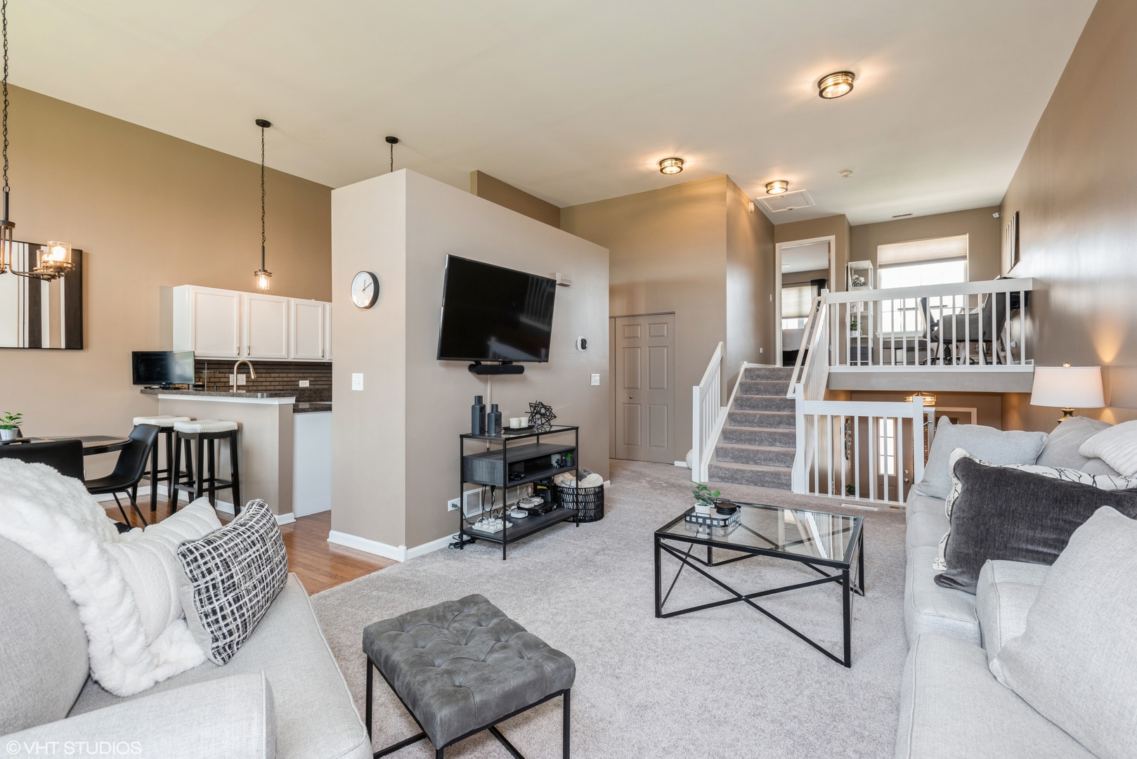 939 Oak Ridge Boulevard Elgin, IL 60120 - Photo 4 of 24 a living room with furniture and a flat screen tv